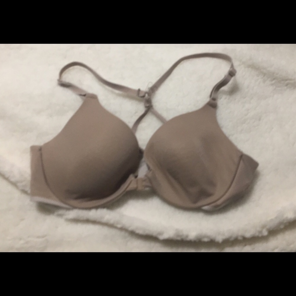 Warner’s front clasp bra